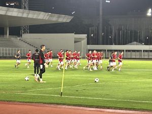 Timnas Indonesia Jalani Latihan Kedua di Stadion Madya