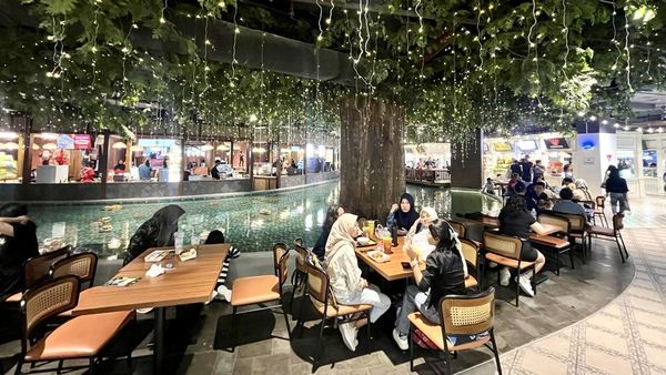 Alun-Alun Nusantara Jadi Destinasi Favorit Buka Puasa Bersama