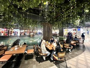 Alun-Alun Nusantara Jadi Destinasi Favorit Buka Puasa Bersama