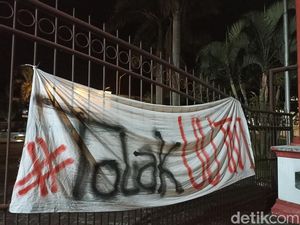 Gelombang Demo Tolak UU TNI Meluas ke Berbagai Daerah Gelombang Demo Tolak UU TNI Meluas ke Berbagai Daerah