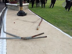 Lampu Hias Taman Grahadi Rusak Saat Berlangsung Demo Tolak UU TNI