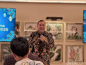 IHSG Sempat Rontok Jelang Pengumuman Danantara, Bos BEI Bilang Begini IHSG Sempat Rontok Jelang Pengumuman Danantara, Bos BEI Bilang Begini