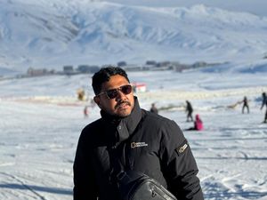 Apresiasi dan Masukan untuk Hasan Nasbi