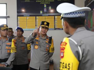 Antisipasi Kemacetan, Kapolda Bali Minta Polres Tabanan Siagakan Mobil Derek Antisipasi Kemacetan, Kapolda Bali Minta Polres Tabanan Siagakan Mobil Derek