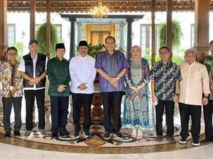 Sekolah Rakyat Dimulai Tahun Ini, Mensos Belajar ke SMA Unggulan CT Arsa Sekolah Rakyat Dimulai Tahun Ini, Mensos Belajar ke SMA Unggulan CT Arsa