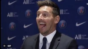 Meme Ronaldo Gagal Penalti: Messi Julurkan Lidah, hingga Oh My GOAT