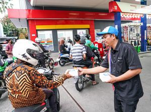 Pertamina Gelar Program Berkah Mengaji dan Berbagi Takjil Gratis di SPBU