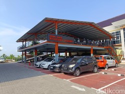 Polres Gresik Sediakan Penitipan Gratis untuk Kendaraan yang Ditinggal Mudik