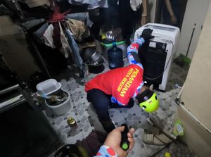 Warga Tanah Sareal Kaget Muncul Ular Koros di Dalam Mesin Cucinya