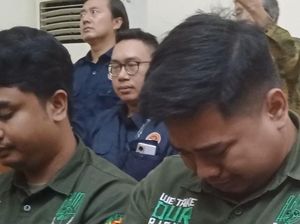 Video: Anak Bos Rental Mobil Menangis Saat Hakim Bacakan Vonis Video: Anak Bos Rental Mobil Menangis Saat Hakim Bacakan Vonis