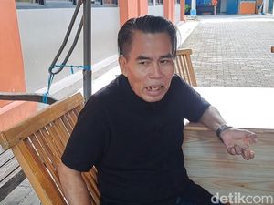 Bopak Castello Langsung Dapat Pelajaran karena Mulut Sompral saat Umrah Bopak Castello Langsung Dapat Pelajaran karena Mulut Sompral saat Umrah