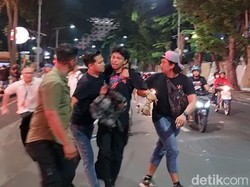 Kontras Surabaya Sebut 25 Pendemo Tolak UU TNI di Surabaya Diamankan