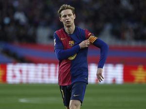 De Jong Kandidat Kuat Kapten Baru Barcelona