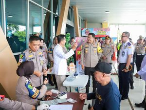 Kapolda Jateng Cek Terminal Mangkang, Pastikan Layanan Terbaik Saat Mudik Kapolda Jateng Cek Terminal Mangkang, Pastikan Layanan Terbaik Saat Mudik