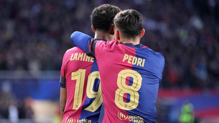 Lamine Yamal and Pedri celebrate during the match between FC Barcelona and SL Benfica, corresponding to the second leg of the round of 16 of the UEFA Champions League, played at the Lluis Companys Stadium in Barcelona, Spain, on March 11, 2025. (Photo by Joan Valls/Urbanandsport/NurPhoto via Getty Images) (Photo by Urbanandsport/NurPhoto via Getty Images)