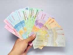 Hukum Tukar Uang Baru dalam Islam, Ini Penjelasannya