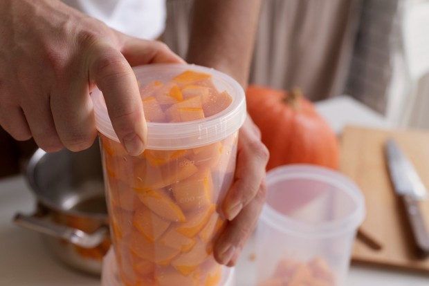 Mengelompokkan camilan