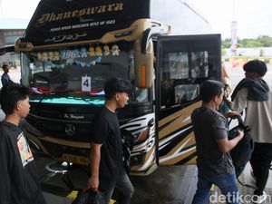 Video: Prediksi Puncak Keberangkatan Pemudik di Terminal Pulo Gebang