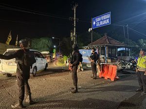 Pengamanan Pelabuhan Gilimanuk Diperketat Jelang Puncak Arus Mudik Pengamanan Pelabuhan Gilimanuk Diperketat Jelang Puncak Arus Mudik