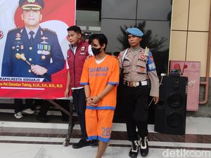 Pria Sidoarjo Setubuhi Anak yang Baru Dikenalnya Lewat Aplikasi Kencan Pria Sidoarjo Setubuhi Anak yang Baru Dikenalnya Lewat Aplikasi Kencan