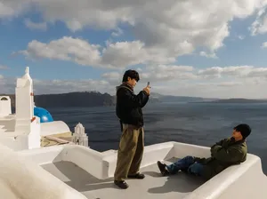 Santorini Darurat, Akankah Selamat Usai Ribuan Gempa dan Jutaan Selfie? Santorini Darurat, Akankah Selamat Usai Ribuan Gempa dan Jutaan Selfie?