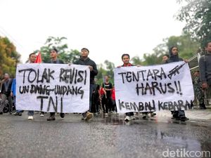 Penegakan Hukum: Menegaskan Kembali Supremasi Sipil Penegakan Hukum: Menegaskan Kembali Supremasi Sipil