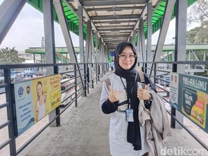 Senyum Kerinduan Desi yang Segera Pulang ke Kampung Halaman