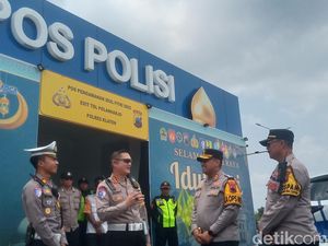 4.700 Kendaraan Pemudik Per Jam Via Tol Cikatama, Sore Ini Masuk Jateng 4.700 Kendaraan Pemudik Per Jam Via Tol Cikatama, Sore Ini Masuk Jateng