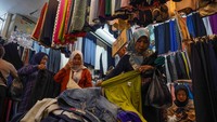 Mulai dari Lemari Sendiri, 3 Kebiasaan Ini Bantu Tekan Sampah Fashion
