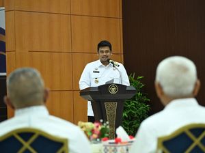 Rekomendasi Inspektorat Bikin Bobby Nasution Nonaktifkan 4 Pejabat Eselon II Rekomendasi Inspektorat Bikin Bobby Nasution Nonaktifkan 4 Pejabat Eselon II