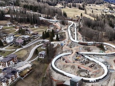 Italia Bangun Lintasan Seluncur untuk Olimpiade Musim Dingin 2026