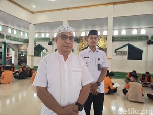 20 Warga Binaan Rutan Makassar Ikut Program Menghafal Al-Quran 20 Warga Binaan Rutan Makassar Ikut Program Menghafal Al-Quran