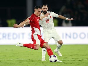 Peran yang Dijalankan Sempurna Joey Pelupessy