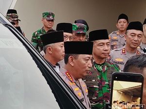 Datangi Lampung, Kapolri Dengar Curhat Ibu Briptu Anumerta Ghalib