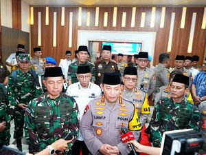 Perkuat Sinergi, Panglima TNI-Kapolri Hadiri Safari Ramadhan di Mapolda Lampung