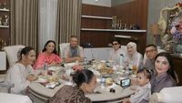 Krisdayanti Kompak Makan Bareng Raul Lemos dan Keluarga Anang