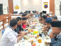 Silaturahmi Hangat Eks Napi Terorisme dan Polisi Lewat Bukber di Kudus