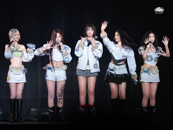 7 Gaya Personel NewJeans Tampil di ComplexCon Hong Kong Sebelum Hiatus