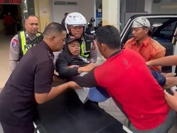 Viral Polantas Tolong Korban Kecelakaan Kerja di Mojokerto