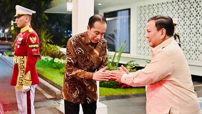 Prabowo dan Jokowi buka puasa bareng di Istana Jakarta, Rabu (26/3/2025). Prabowo dan Jokowi buka puasa bareng di Istana Jakarta, Rabu (26/3/2025).