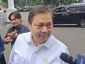 Rupiah di Posisi Terendah sejak 1998, Ini Respons Menko Airlangga Rupiah di Posisi Terendah sejak 1998, Ini Respons Menko Airlangga