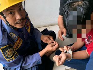 Iseng Main Borgol hingga Tangan Terikat, ABG di Bogor Minta Tolong Damkar