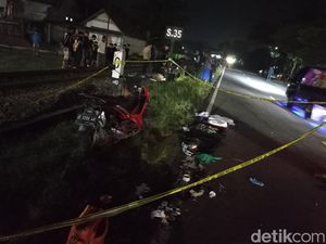 Pria Tewas di Blitar Diduga Bawa Petasan Lalu Meledak Saat Kecelakaan Pria Tewas di Blitar Diduga Bawa Petasan Lalu Meledak Saat Kecelakaan
