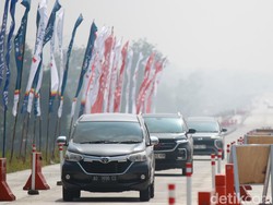Mobil Pemudik Mulai Padati Tol Fungsional di Kalasan Sleman
