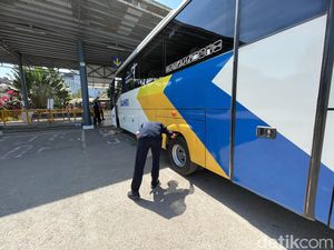 Dishub Kalbar Cek Kelayakan Bus untuk Program Mudik Gratis Dishub Kalbar Cek Kelayakan Bus untuk Program Mudik Gratis