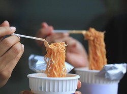 Warga Singapura Banyak yang Kolesterol Tinggi, Aturan Mi Instan-Bumbu Dapur Diperketat