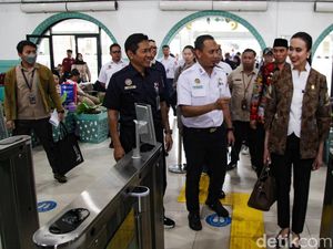 Jelang Libur Lebaran, Menpar Widi Cek Stasiun-Jakarta Aquarium Jelang Libur Lebaran, Menpar Widi Cek Stasiun-Jakarta Aquarium