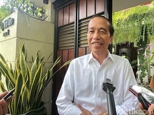 Jokowi Sempat Bahas Politik Dikit-dikit Saat Buka Puasa Bareng Prabowo Jokowi Sempat Bahas Politik Dikit-dikit Saat Buka Puasa Bareng Prabowo