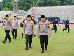 Kapolri ke Sumsel, Kunjungi Keluarga AKP Anm Lusiyanto dan Aipda Anm Petrus Apriyanto