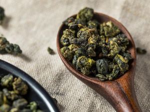 Lagi Populer, Ini 5 Khasiat Minum Teh Oolong Panggang Lagi Populer, Ini 5 Khasiat Minum Teh Oolong Panggang